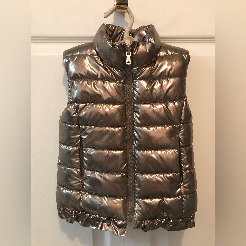 NWOT stunning Mayoral reversible puffer vest. Metallic and fur.
